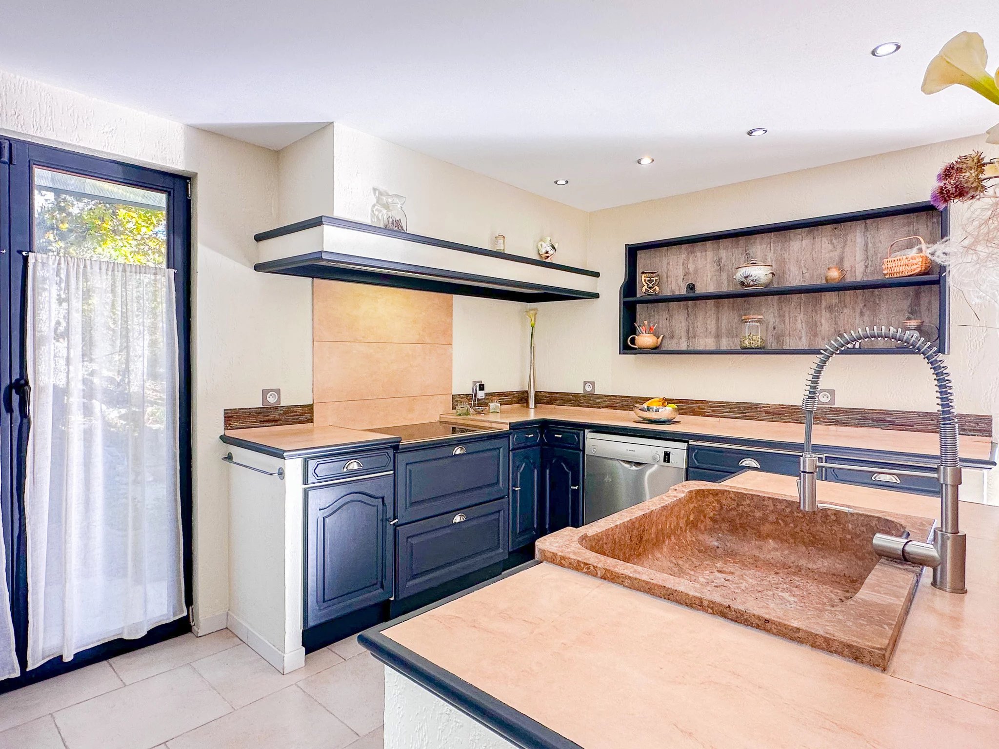 B&D France 3390 Provence (21).jpg