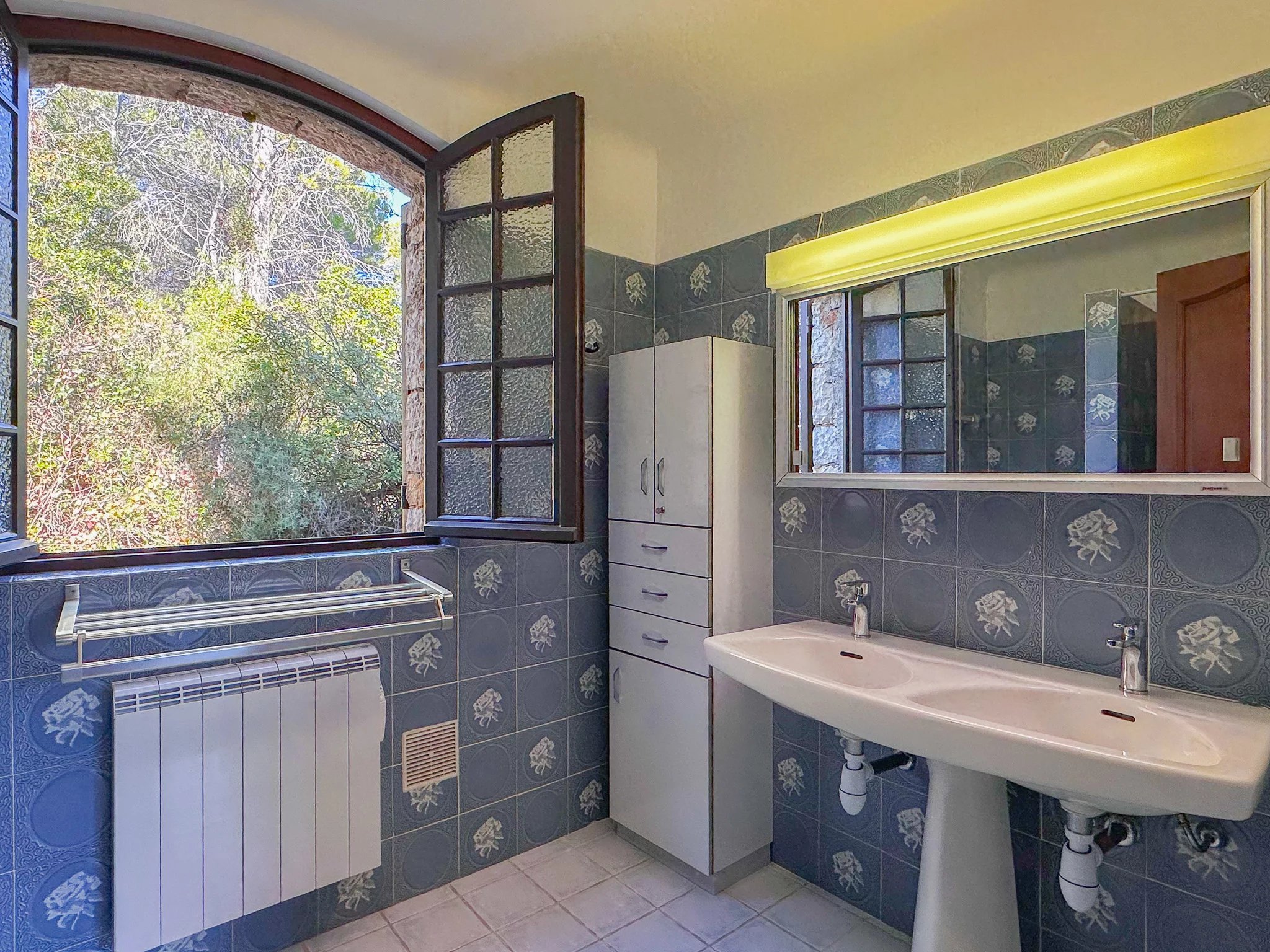 B&D France 3392 Provence (4).jpg