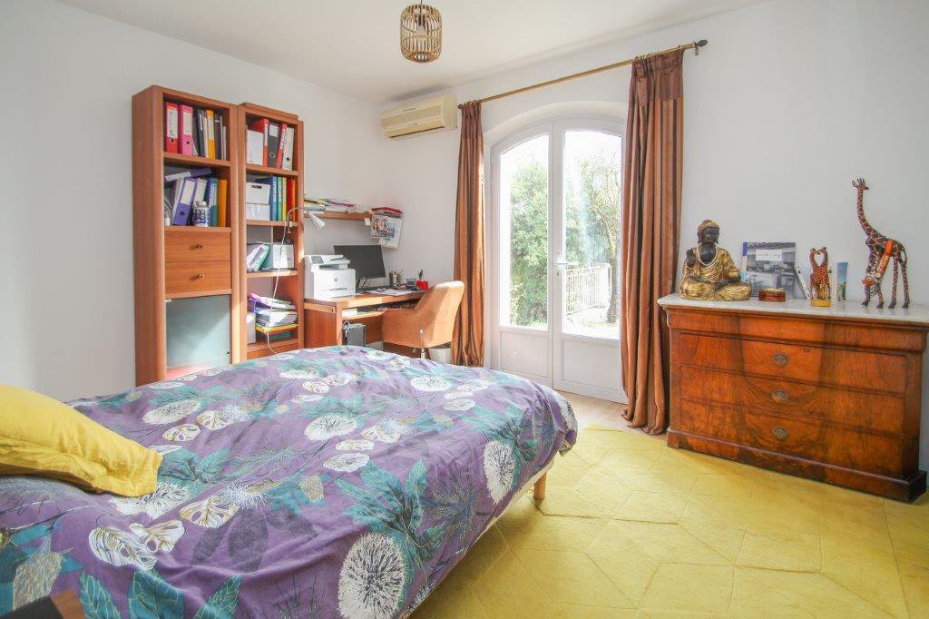 B&D France 3394 Provence (27).jpg