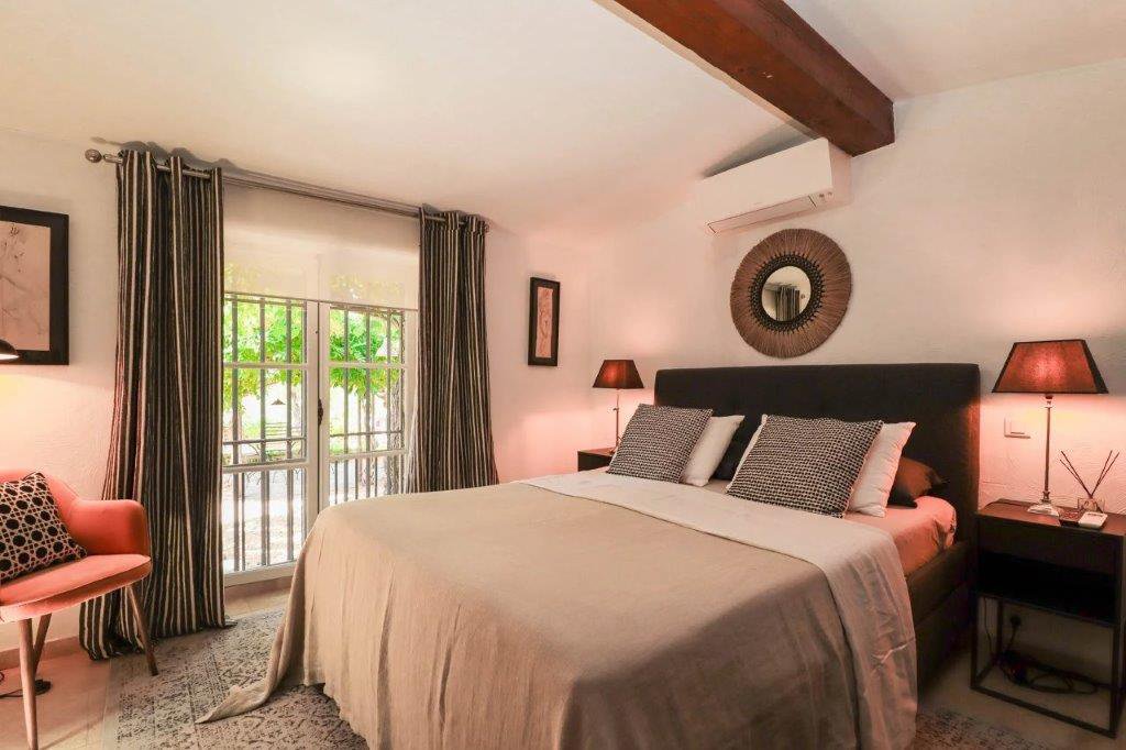 B&D France 3396 Provence (13).jpg