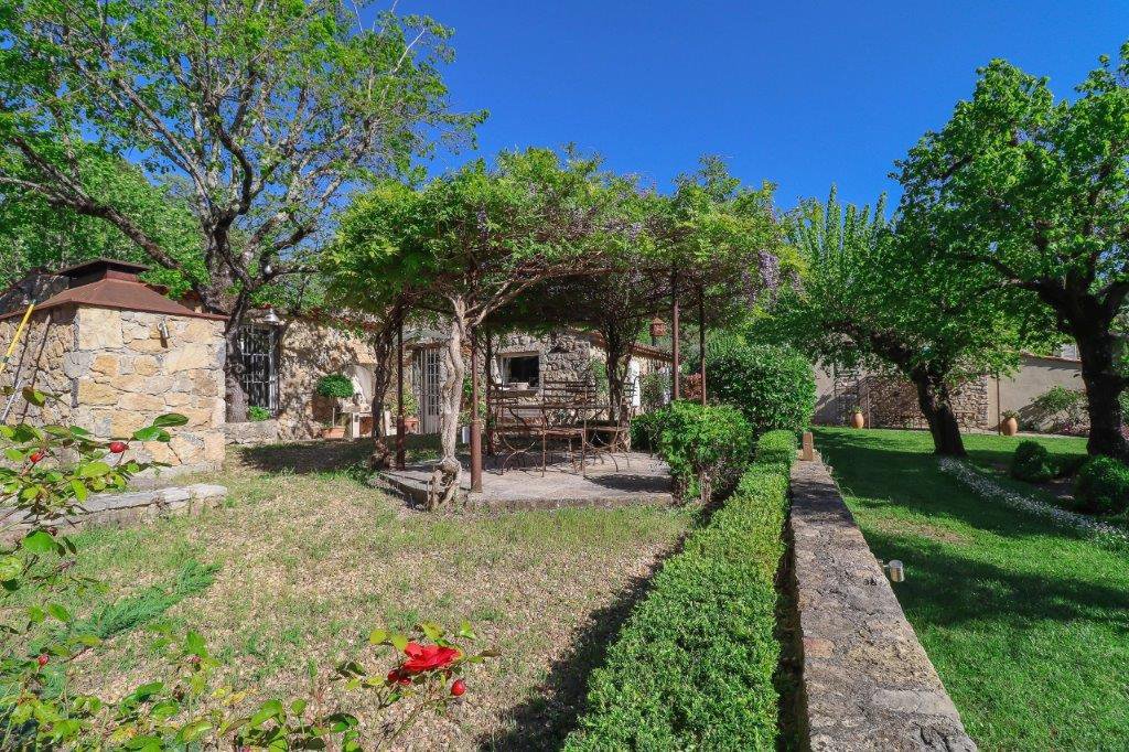 B&D France 3396 Provence (16).jpg