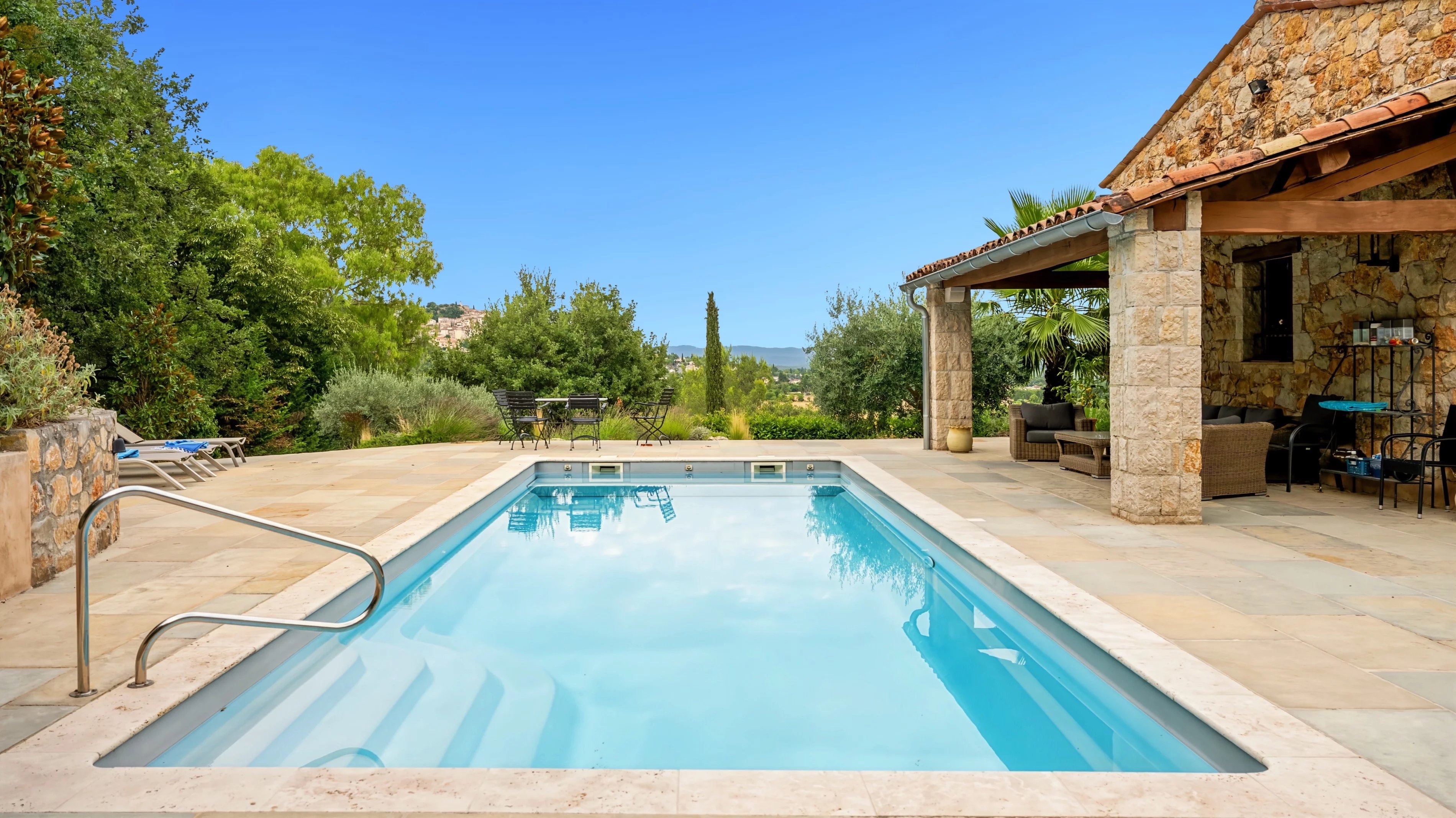 B&D France 3397 Provence (21).jpg