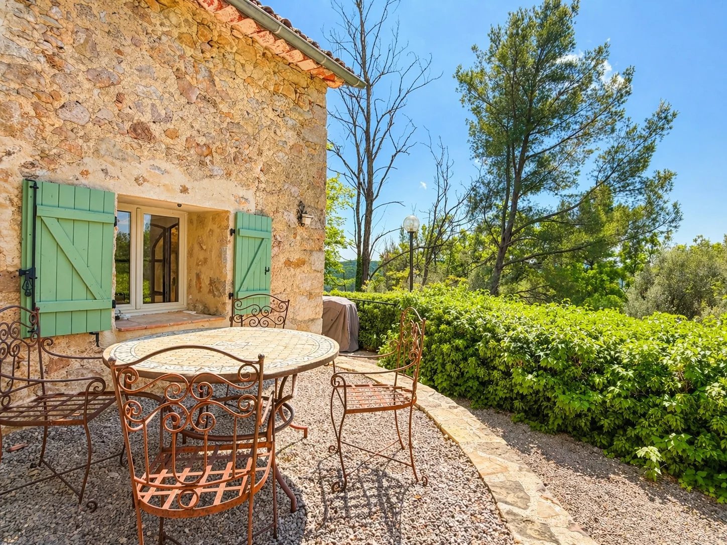 B&D France 3399 Provence (19).jpg