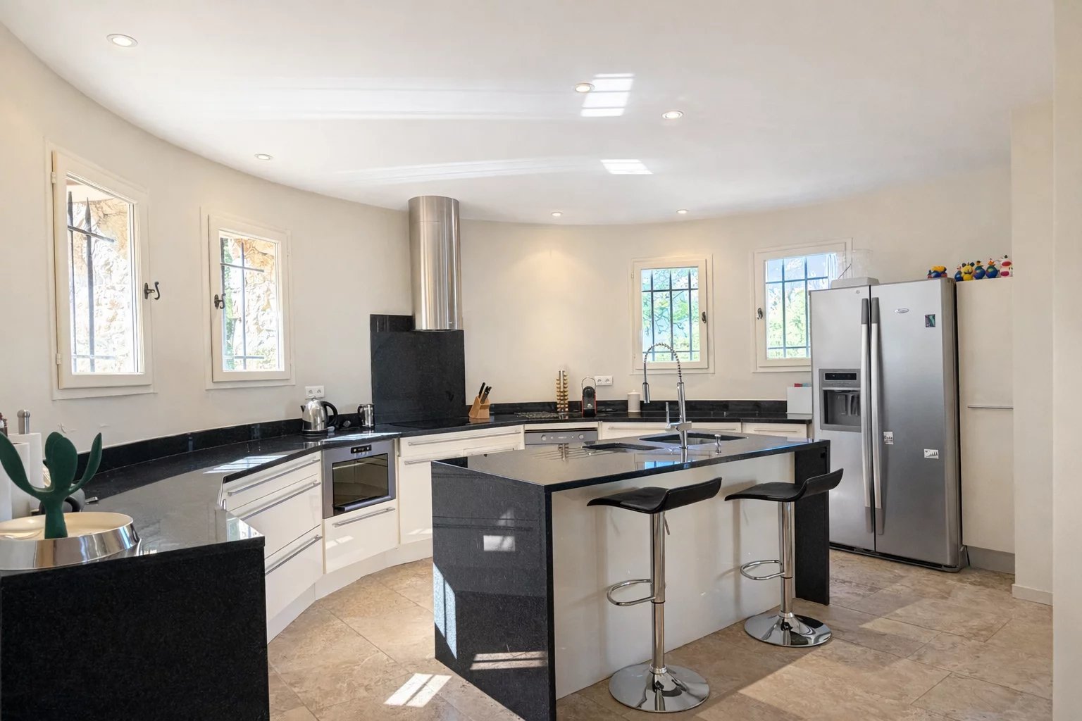 B&D France 3400 Provence (10).jpg