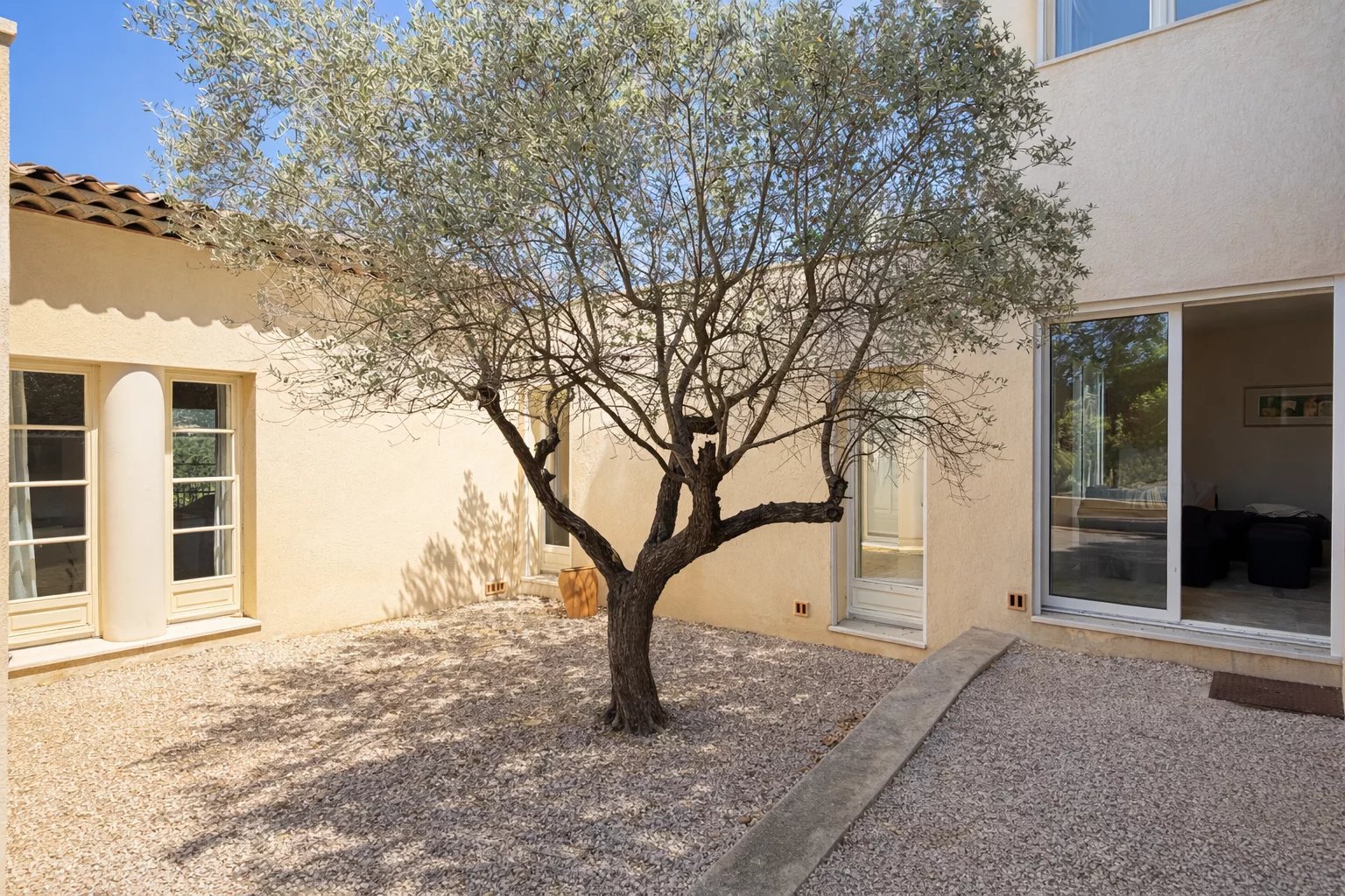 B&D France 3400 Provence (5).jpg