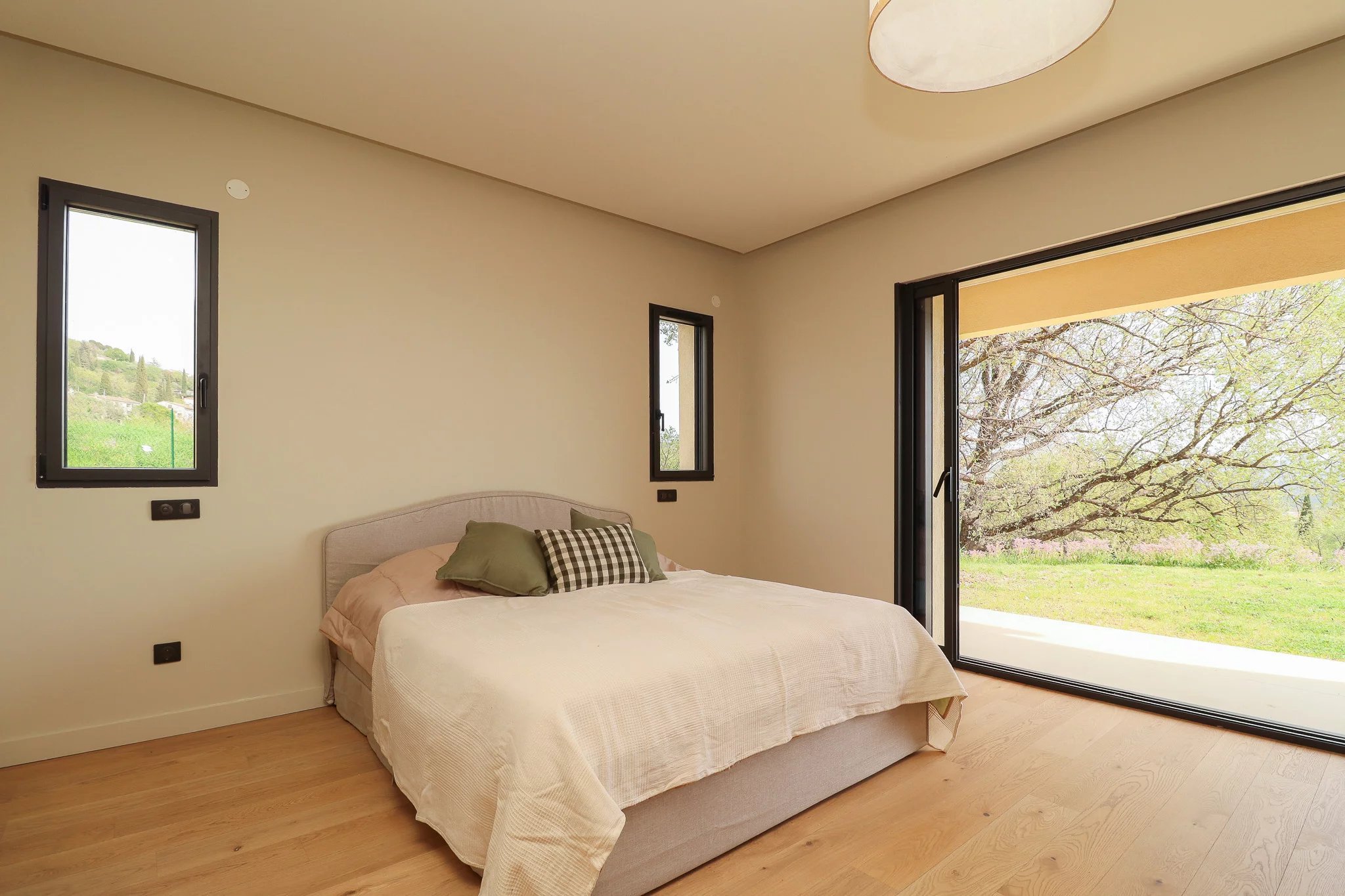 B&D France 3401 Provence (18).jpg