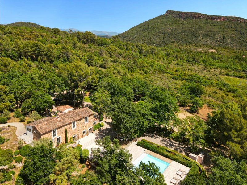 B&D France 3407 Provence (32).jpg