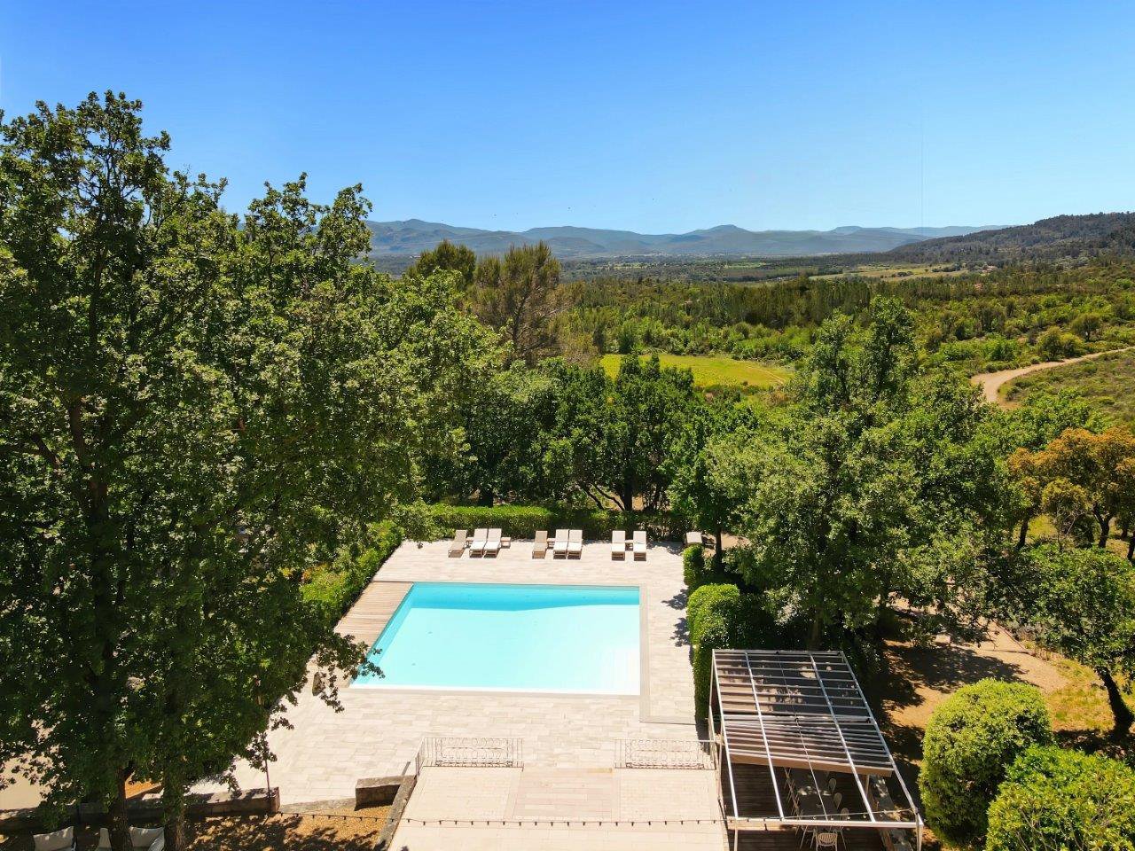 B&D France 3407 Provence (35).jpg