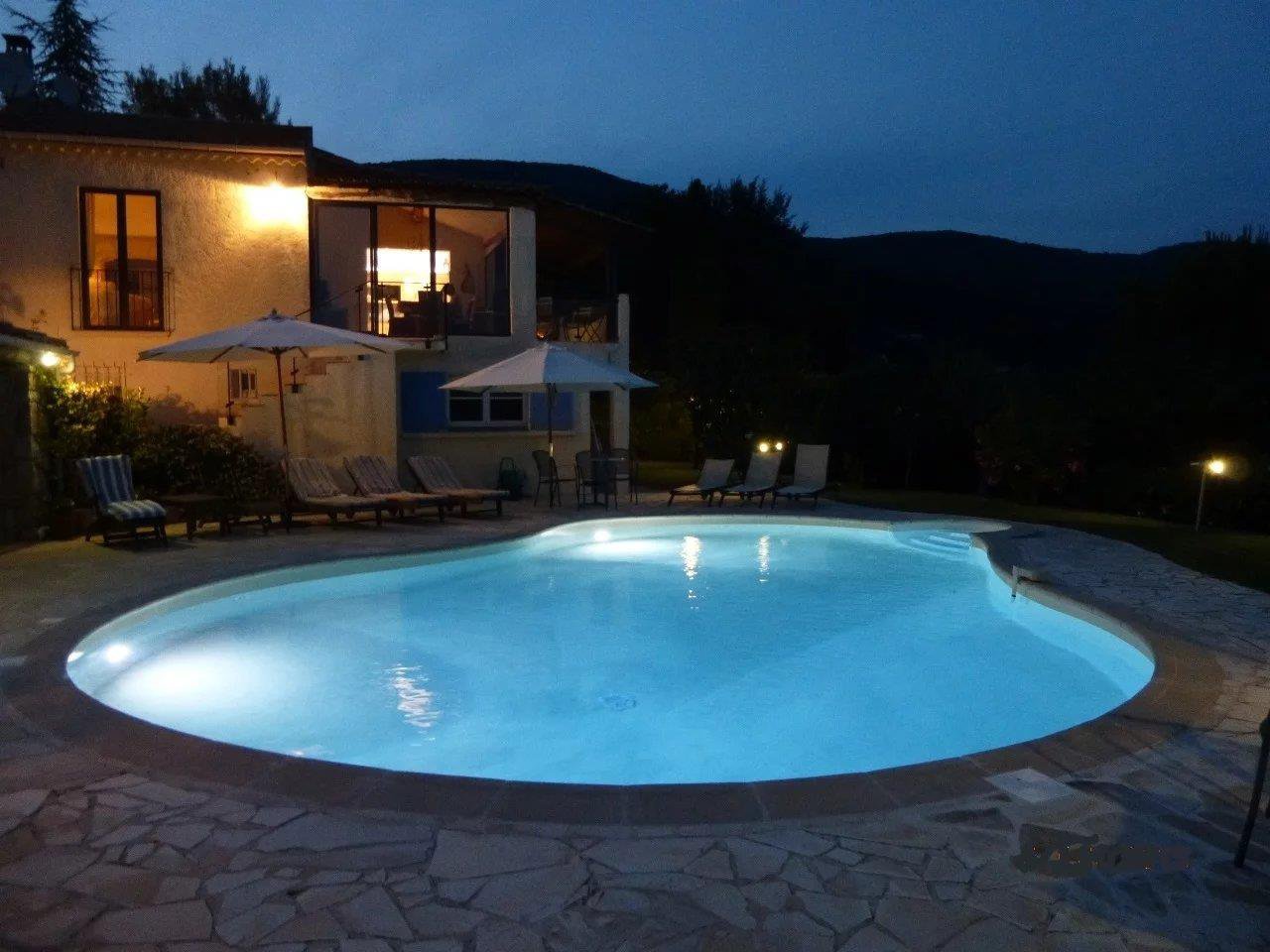 B&D France 3408 Provence (19).jpg