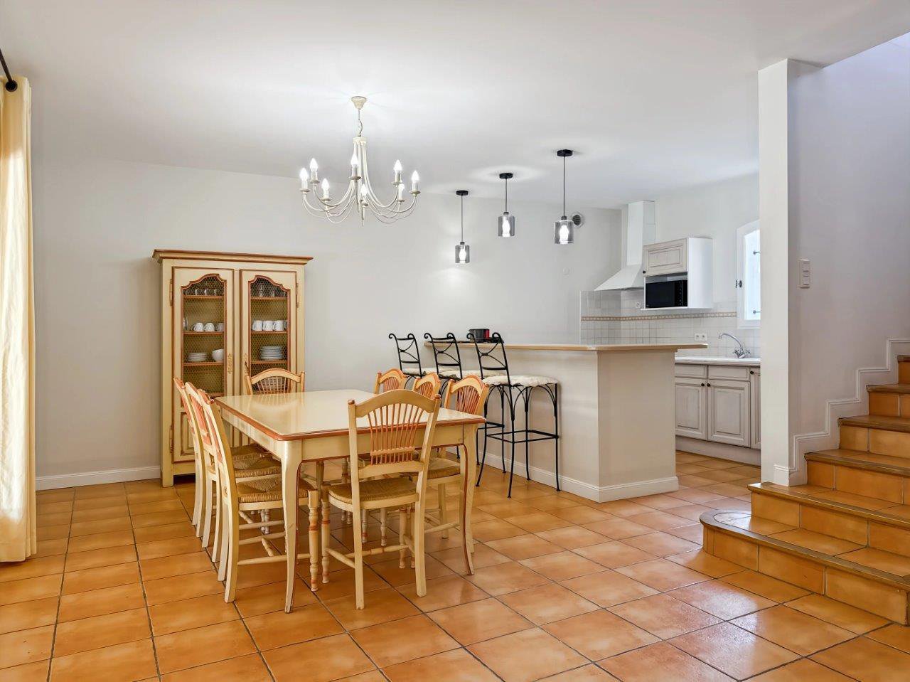 B&D France 3409 Provence (19).jpg