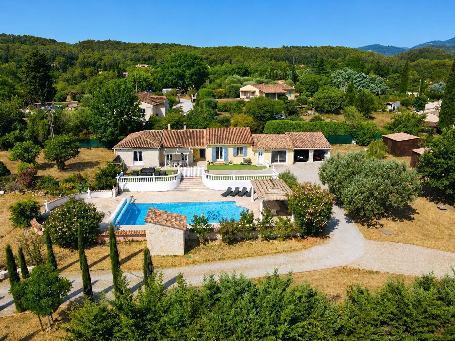 B&D France 3422 Provence (17).jpg