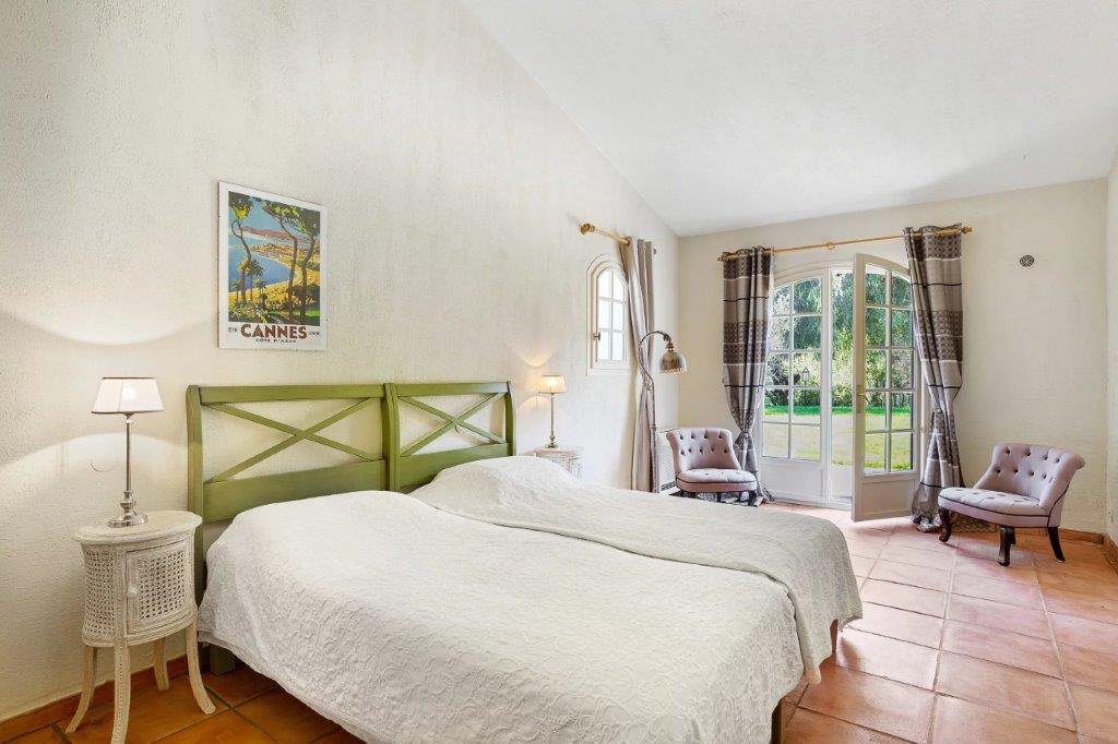 B&D France 4044 Cannes (30).jpg