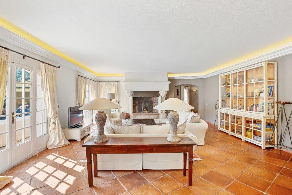 B&D France 4044 Cannes (36).jpg