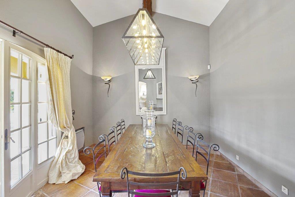 B&D France 4044 Cannes (39).jpg