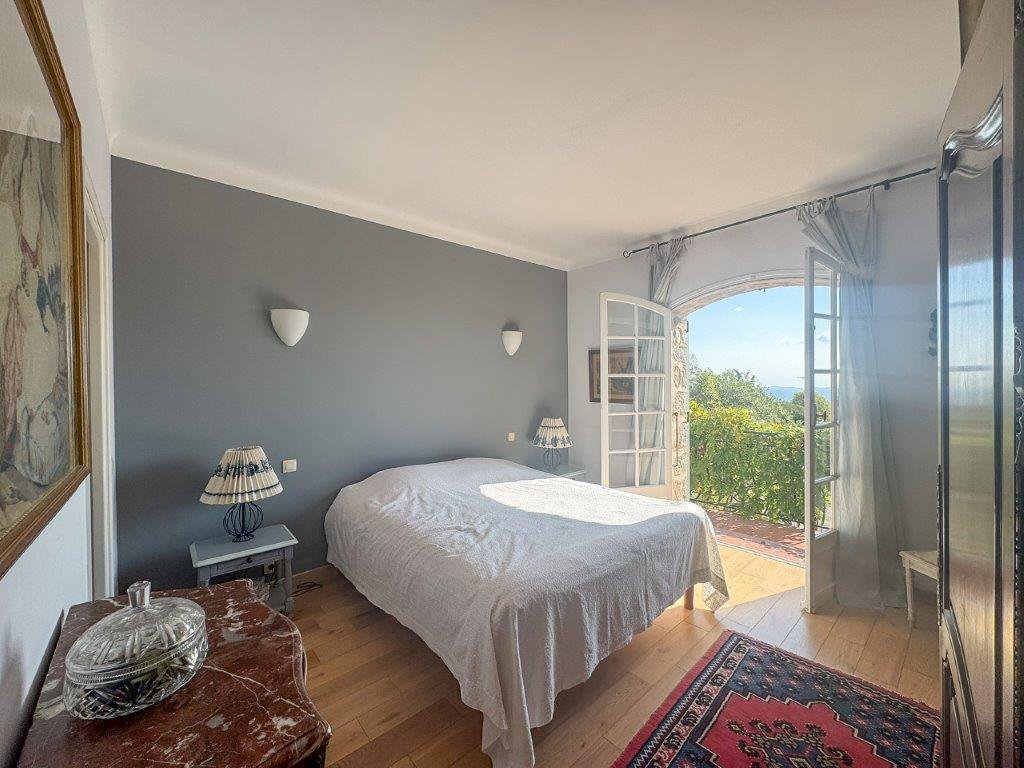 B&D France 4051 Côte d'Azur (57).jpg