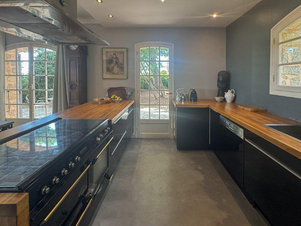 B&D France 4051 Côte d'Azur (75).jpg