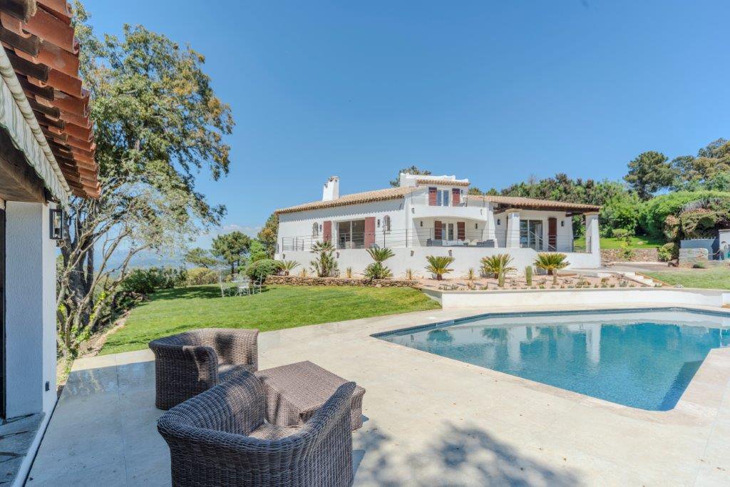 B&D France 4054 ProvenceCote (24).jpg