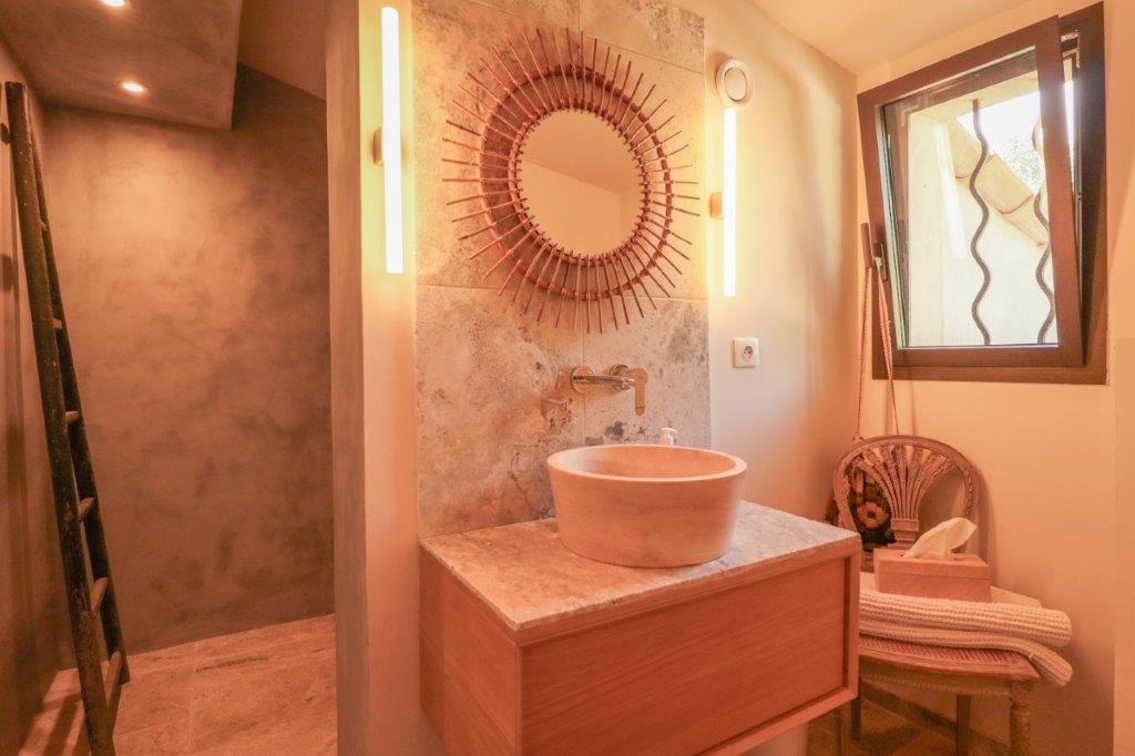 B&D France 4060 Côte d'Azur (7).jpg