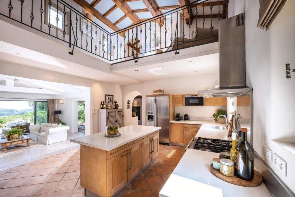 B&D France 4068 Côte d'Azur (10).jpg