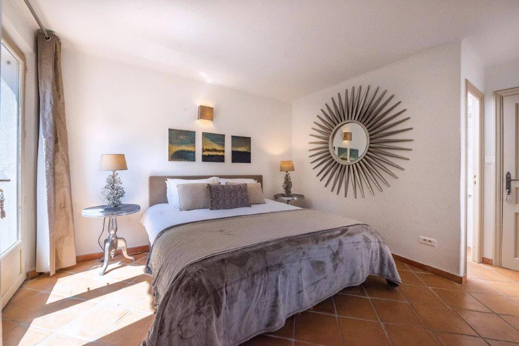 B&D France 4068 Côte d'Azur (24).jpg