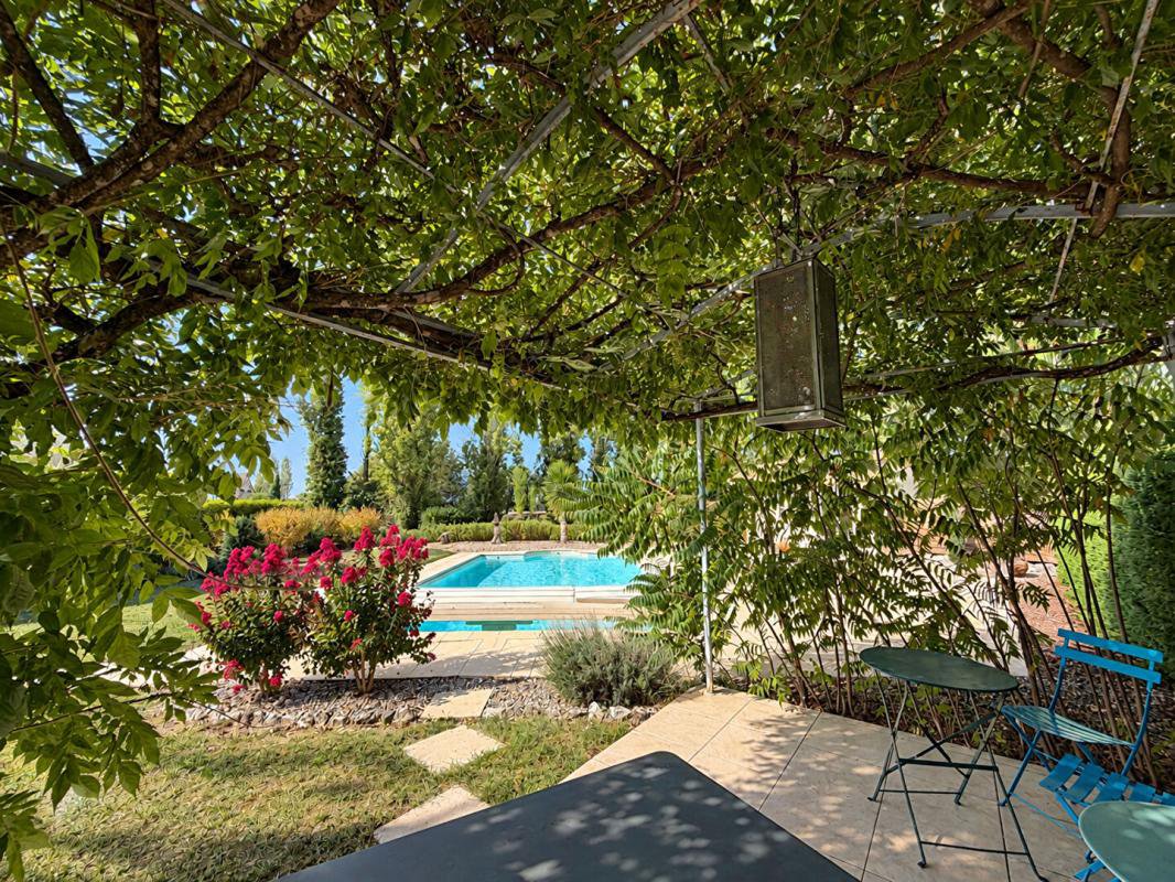 B&D France 464696 (13).jpg