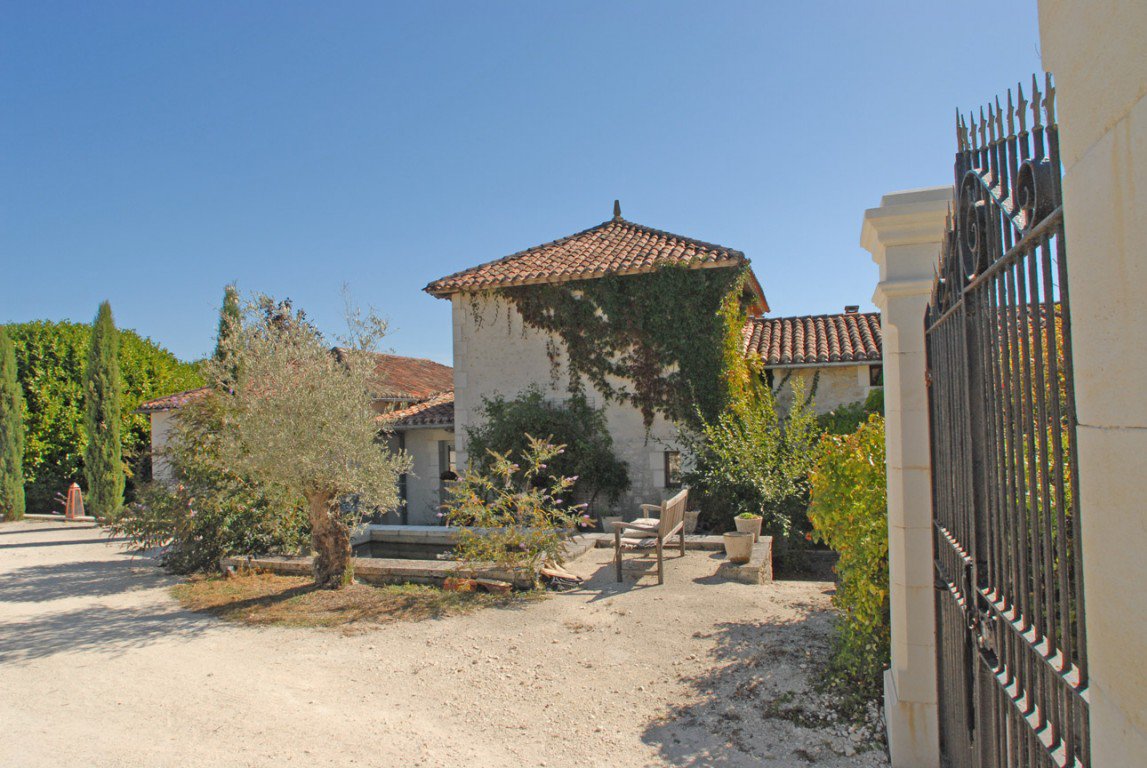 B&D France 6618 (20).jpg