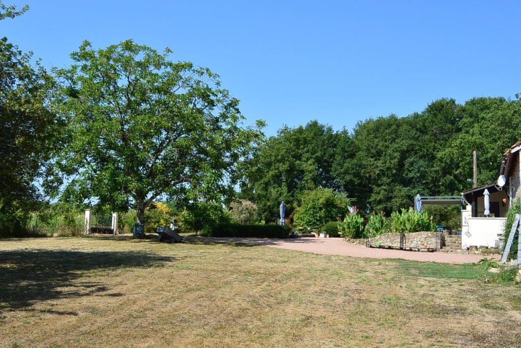 B&D France 6658 Dordogne (31).jpg