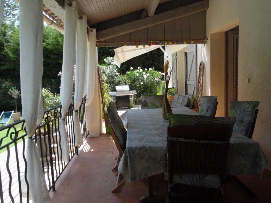 B&D France 90150 (1).jpg