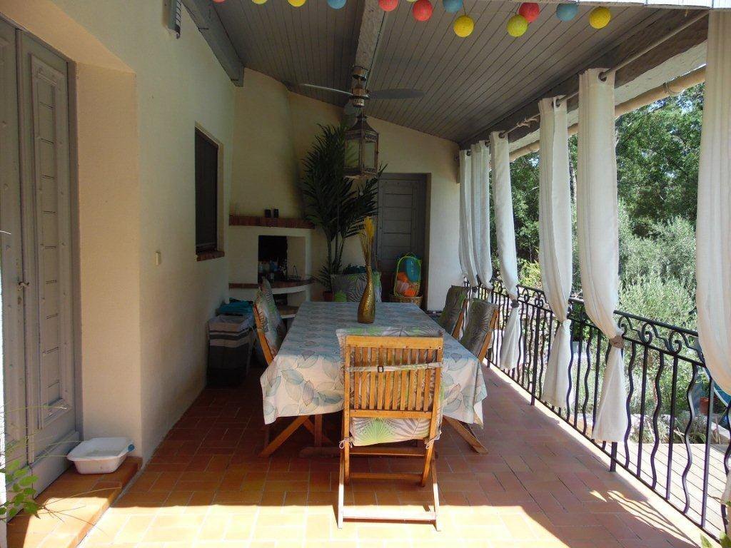 B&D France 90150 (13).jpg